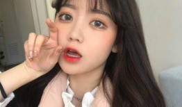 吃瓜网红照片头像女的,揭秘网红照片头像背后的魅力风采